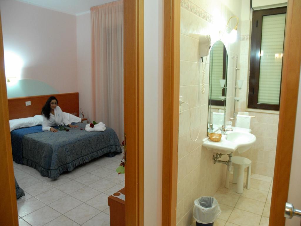 Aloha Park Hotel Campomarino  Room photo