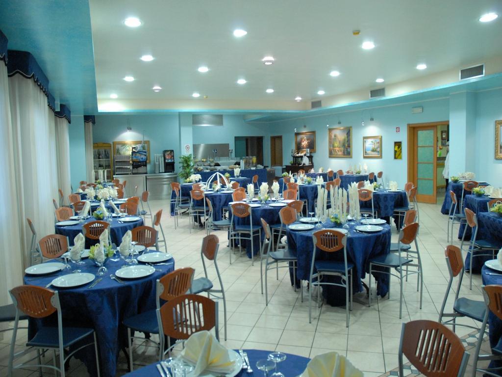 Aloha Park Hotel Campomarino  Exterior photo