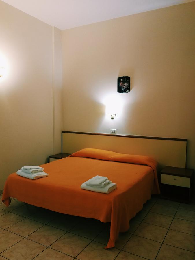 Aloha Park Hotel Campomarino  Exterior photo