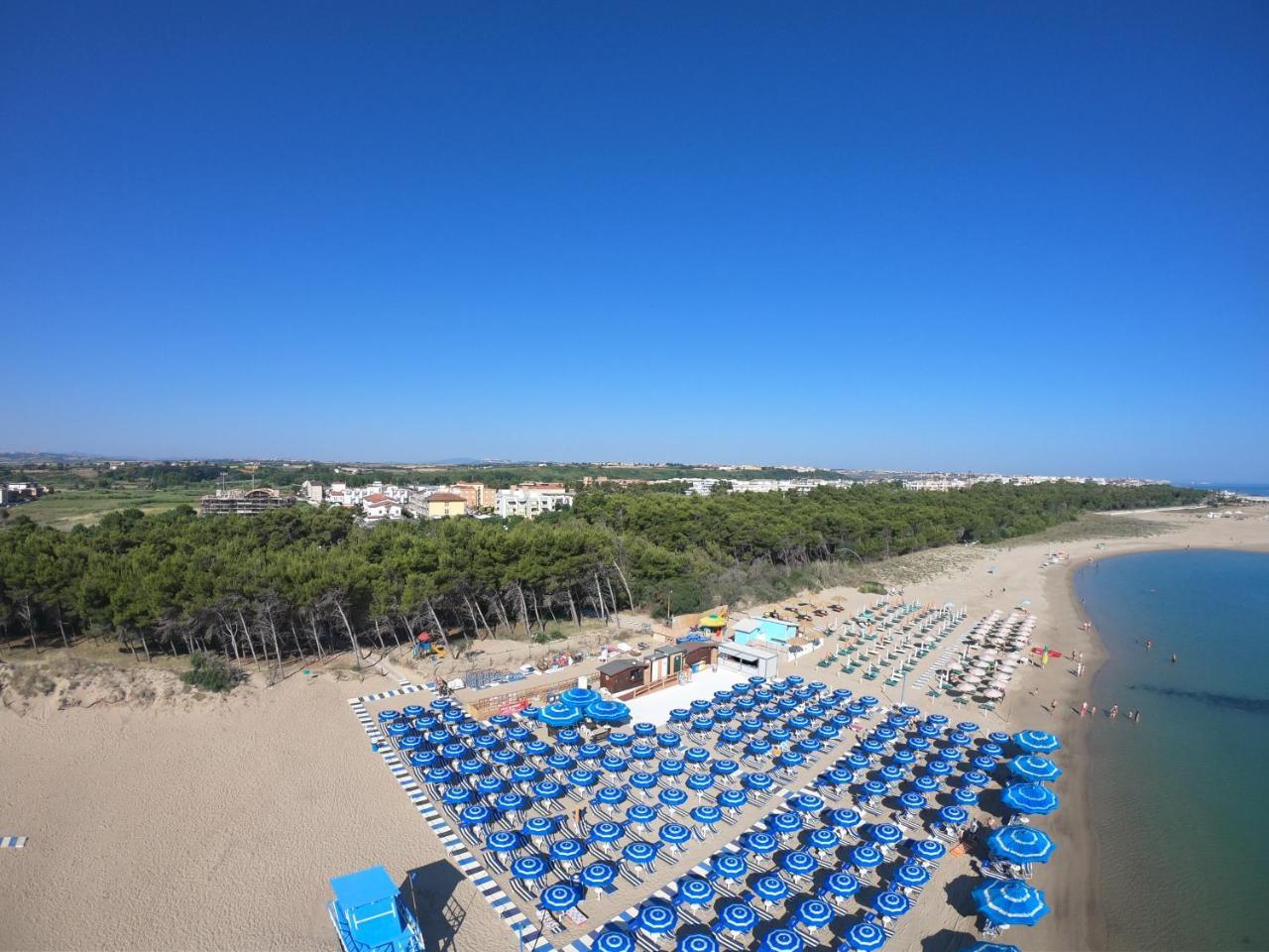 Aloha Park Hotel Campomarino  Exterior photo